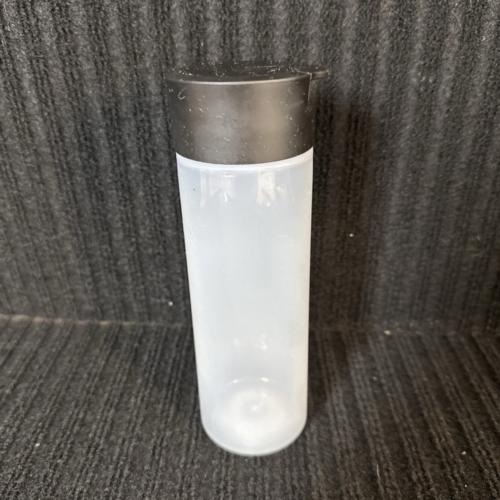 Tupperware Squeeze It Dispenser Bottle for Oil Condiment Dressing 9073